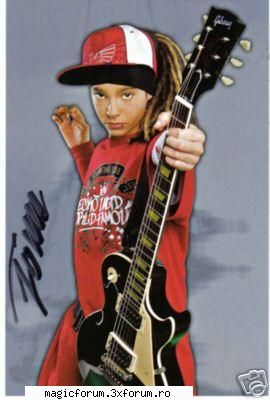Tom Kaulitz - Tom Kaulitz (chitara) Nume Kaulitz Data nasterii - TOM kaulitz